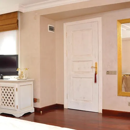 Bosphorus Symbola 3*